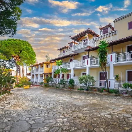 Pyrgaraki And Aparthotel