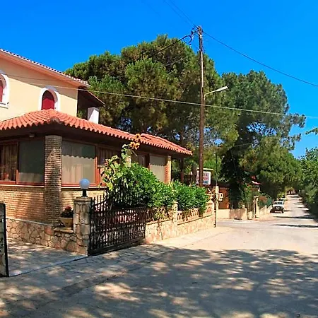 Pyrgaraki And Apartmanhotel Vasilikí