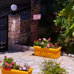 Pyrgaraki And Apartmanhotel